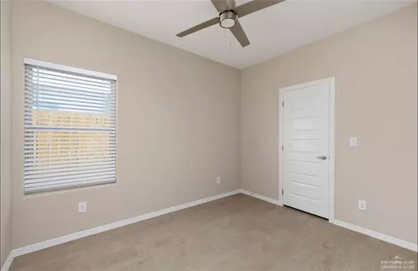 Edinburg, TX 78541,3012 W Driftwood ST #2