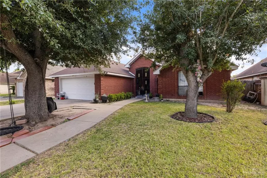 424 E Redbud AVE, Mcallen, TX 78504