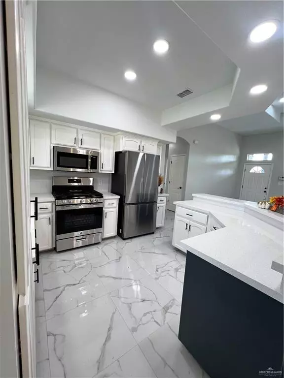 Alamo, TX 78516,1226 W Austin AVE