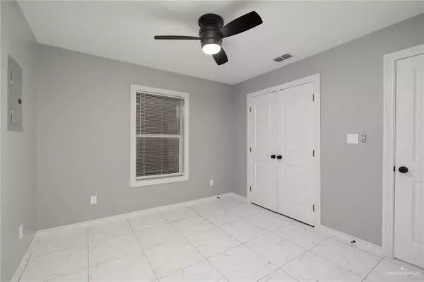 Edinburg, TX 78542,1426 E Rogers RD #58