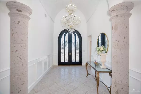 Weslaco, TX 78596,2613 Wildwood DR