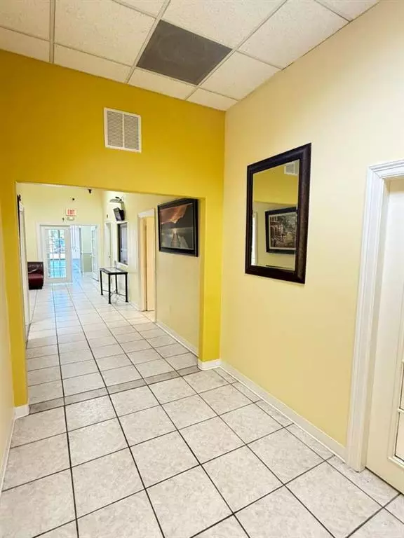 Mission, TX 78572,1822 E Griffin Pkwy