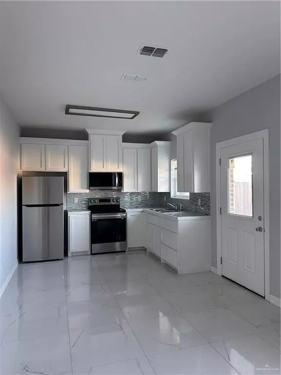 Rio Grande City, TX 78582,1038 Yellow Hammer ST