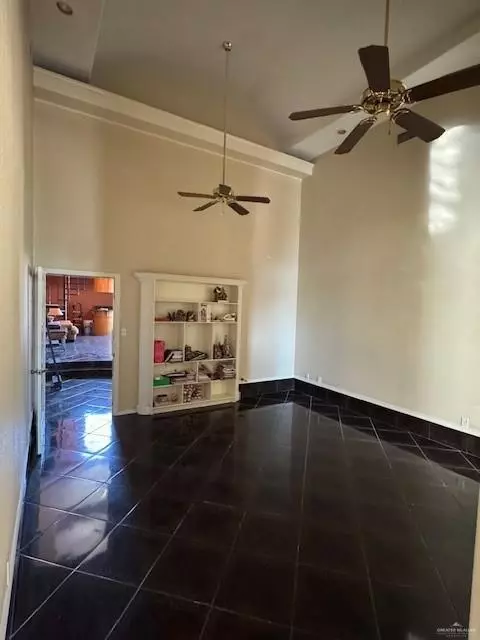 Alton, TX 78573,303 S Bluebonnet ST