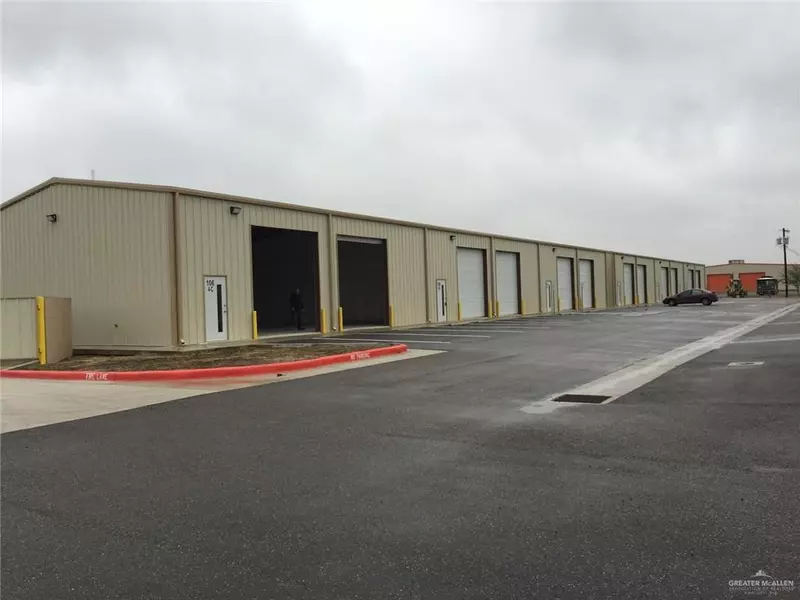 106 International BLVD, Mission, TX 78572