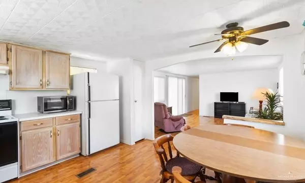Harlingen, TX 78552,128 Apache DR