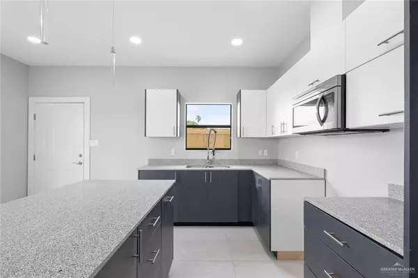 Edinburg, TX 78541,2020 Summerland LN #4