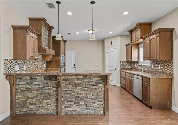 Mission, TX 78574,2608 Flamingo AVE