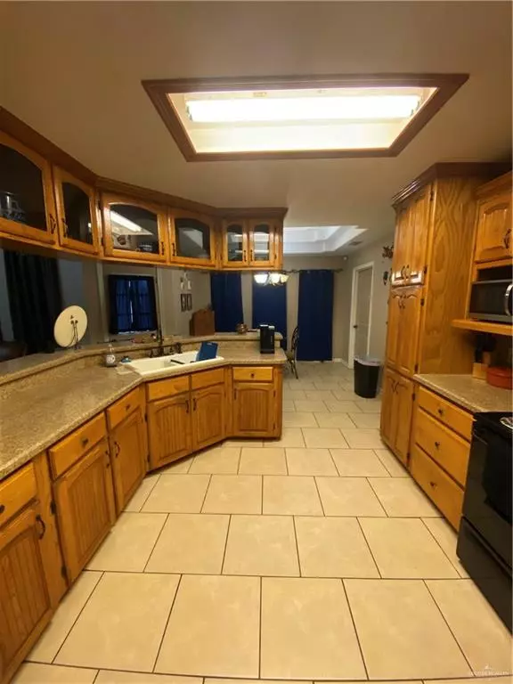 Weslaco, TX 78599,1407 Gardenia ST