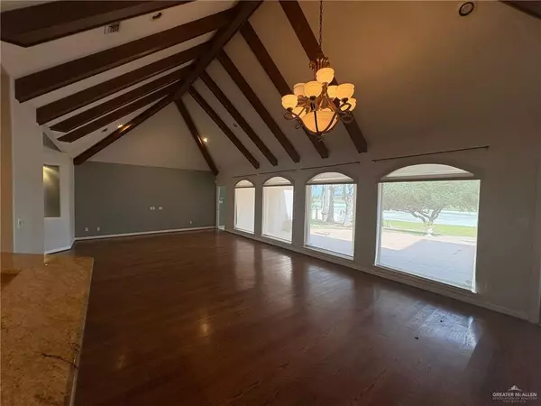 Mission, TX 78572,210 Rio Grande DR