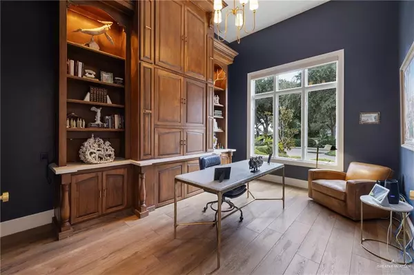 Mission, TX 78573,1705 Oakland DR