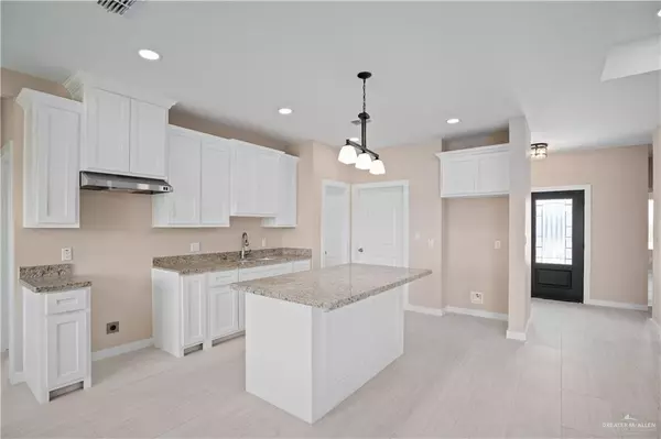 San Juan, TX 78589,2010 Black Hills ST