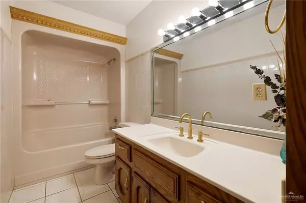 Palmview, TX 78572,906 W Veterans BLVD