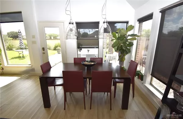 Mission, TX 78572,2808 San Eduardo ST