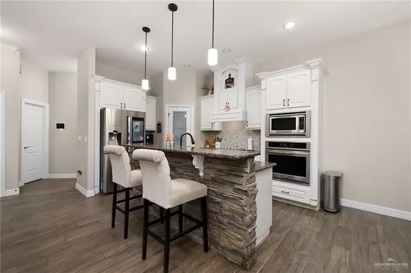 Edinburg, TX 78542,3902 Santa Fe ST