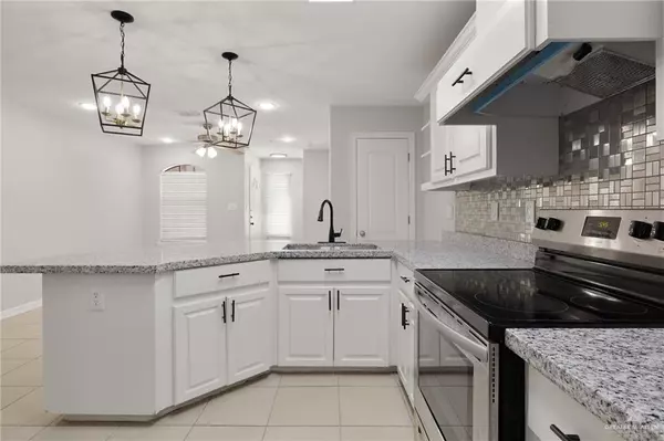 Mcallen, TX 78501,213 S 49th ST #2