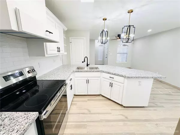 Mcallen, TX 78501,213 S 49th ST #2