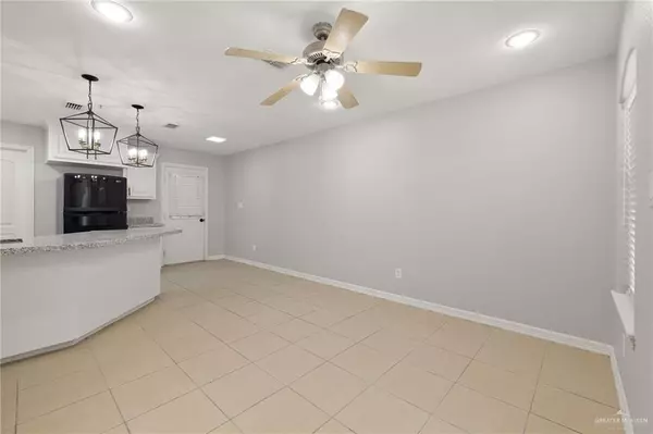 Mcallen, TX 78501,213 S 49th ST #2