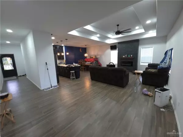 Elsa, TX 78543,304 Abel DR