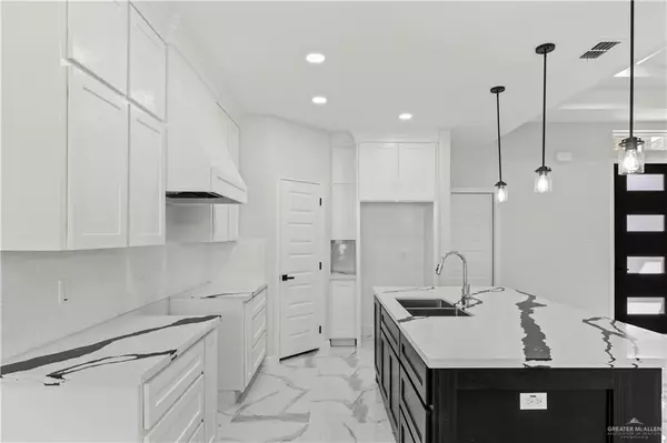 Mcallen, TX 78504,12713 37th LN