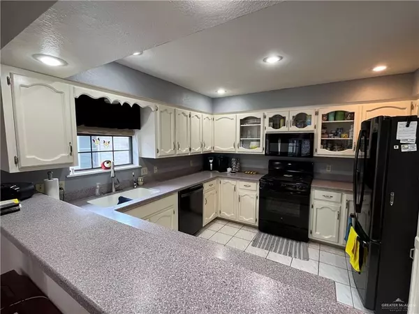 Alamo, TX 78516,302 Diana DR