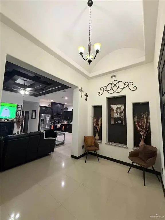 Mission, TX 78572,1008 W B ST