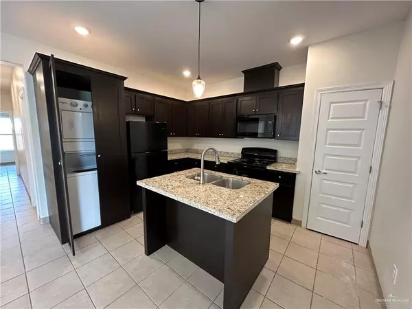 La Feria, TX 78559,2432 S Valley CIR #B
