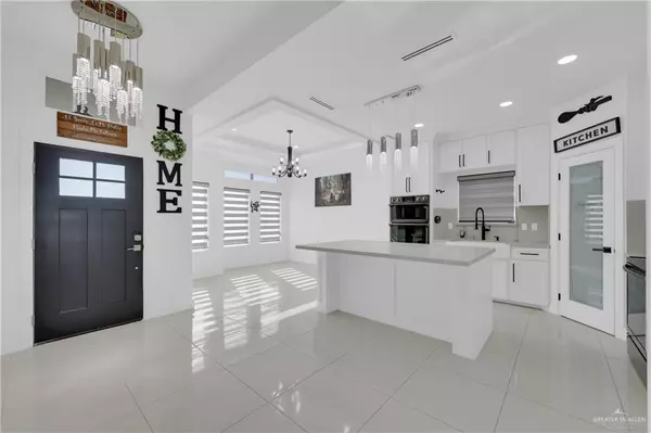 San Juan, TX 78589,2903 W Summer Heights