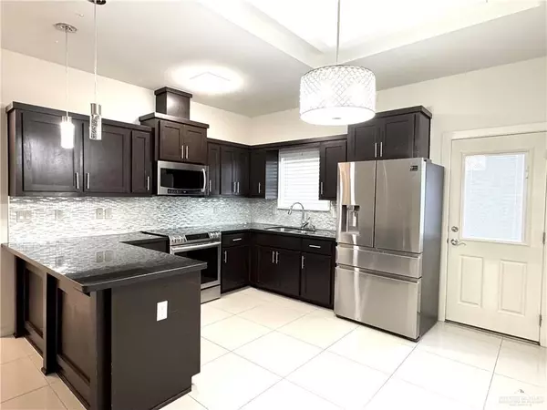 Edinburg, TX 78542,3110 Sabercat AVE #2