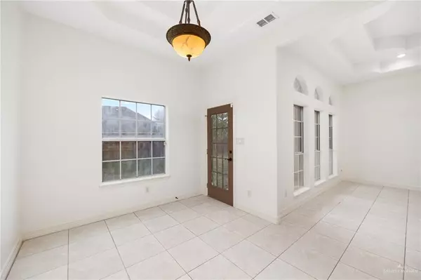 Mcallen, TX 78504,5107 N 24th LN