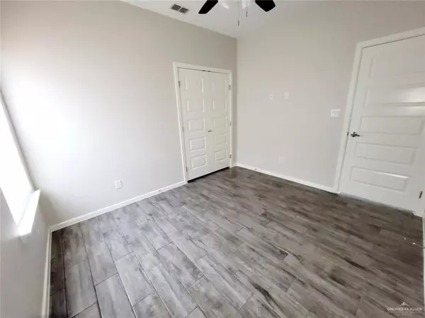 Mcallen, TX 78504,7102 N 56th LN #2