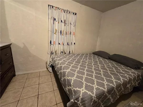 Rio Grande City, TX 78582,5456 E Juarez BLVD