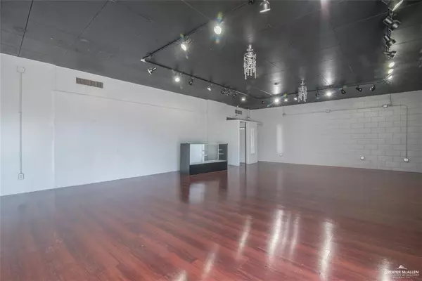 Mission, TX 78572,101 E 14th ST