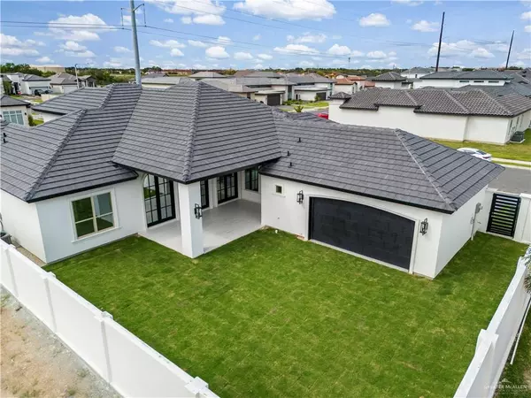 Edinburg, TX 78539,1800 S Queen ST