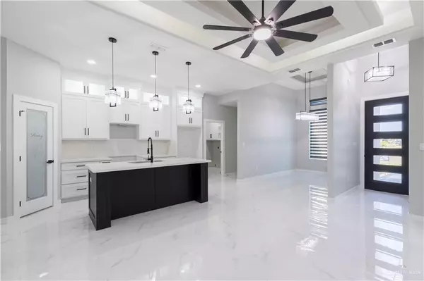 Alamo, TX 78516,709 Carey LN