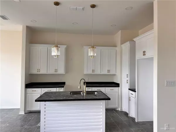 Harlingen, TX 78552,17963 Redwood ST