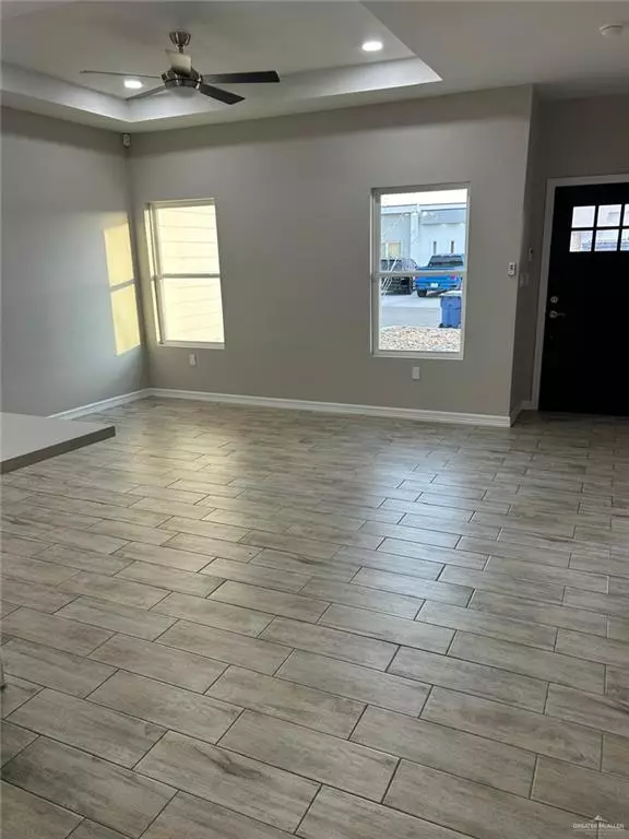 La Joya, TX 78560,420 3 1/2 ST W