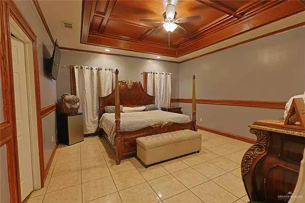 Weslaco, TX 78599,2305 Kennedy DR