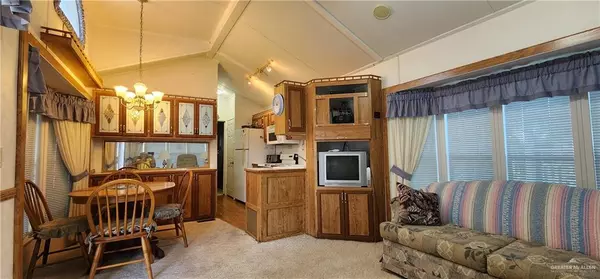 Palmview, TX 78572,2421 Bobolink CIR W