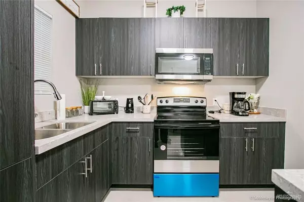 Mcallen, TX 78504,5601 Swallow AVE #2