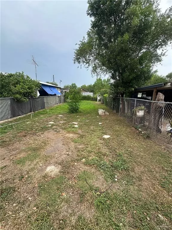 Edcouch, TX 78538,208 N Calle Juanita ST