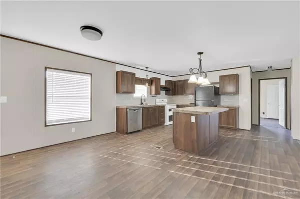 Weslaco, TX 78596,3111 Primrose DR