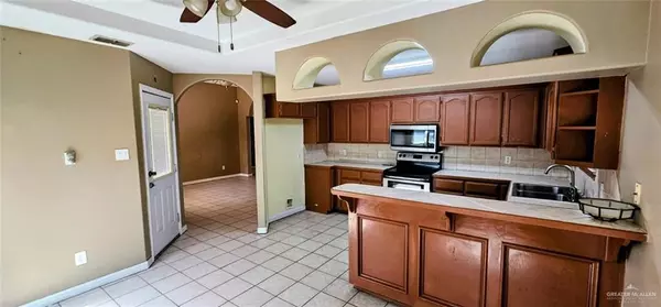 Mcallen, TX 78501,4933 Upas ST