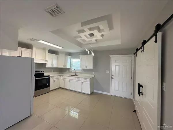 Alamo, TX 78516,827 Whitewing ST