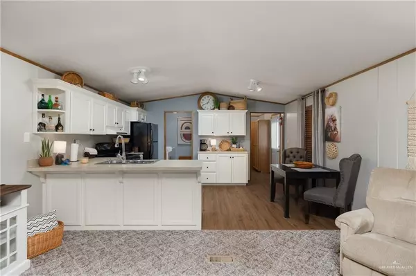 Mission, TX 78572,7219 Monroe ST