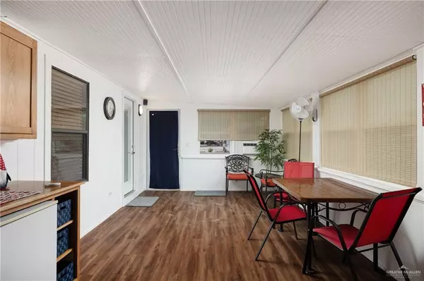 Mission, TX 78572,7219 Monroe ST