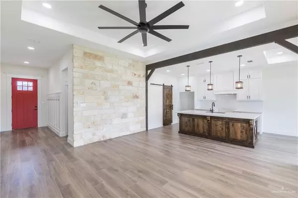 Alamo, TX 78516,517 Tower Oak DR