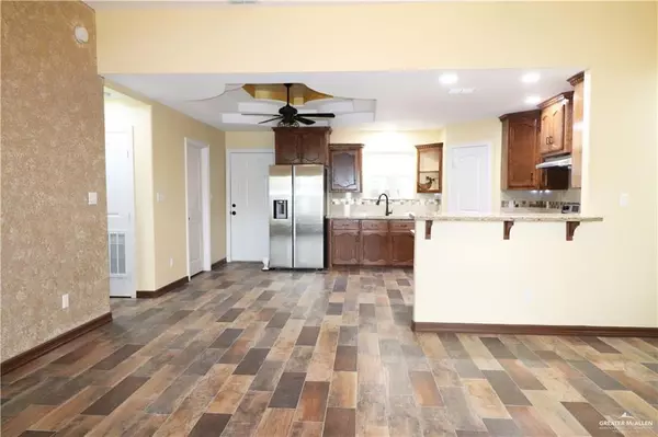 Mission, TX 78572,2215 Lilly CV