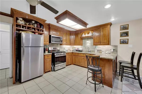 Mercedes, TX 78570,438 Jones ST