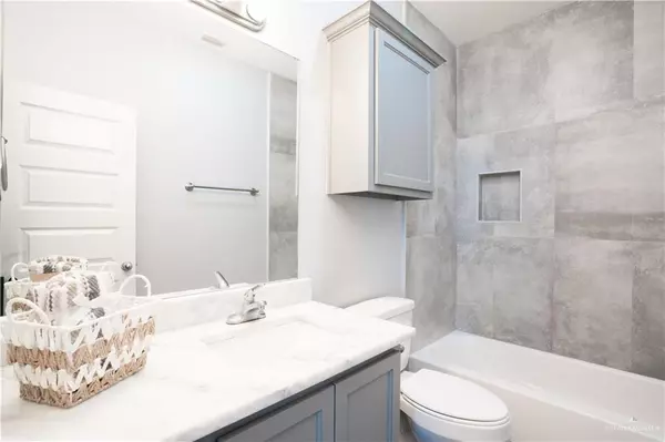 Mcallen, TX 78501,521 N Cynthia ST #2